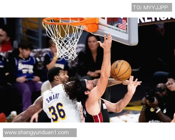 火箭与湖人激战正酣2019年1月20日精彩回顾与赛后分析