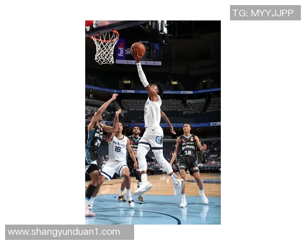 纽西兰破坏者与伊拉瓦拉老鹰的激烈对决揭示赛季新动态